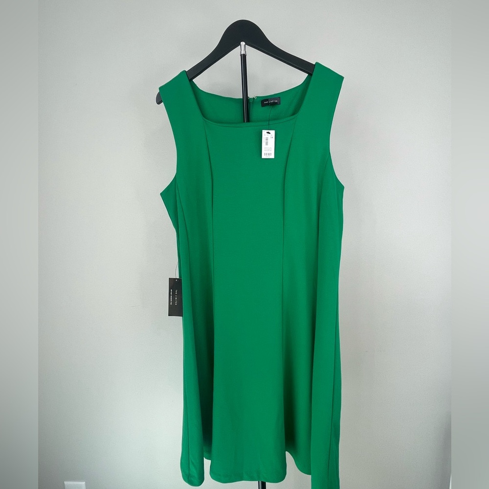 The Limited‎ Vibrant Green knit Dress size 14 NWT